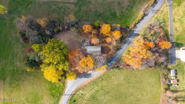 $549,900 | 48 McBride Road, Halfmoon, NY 12118