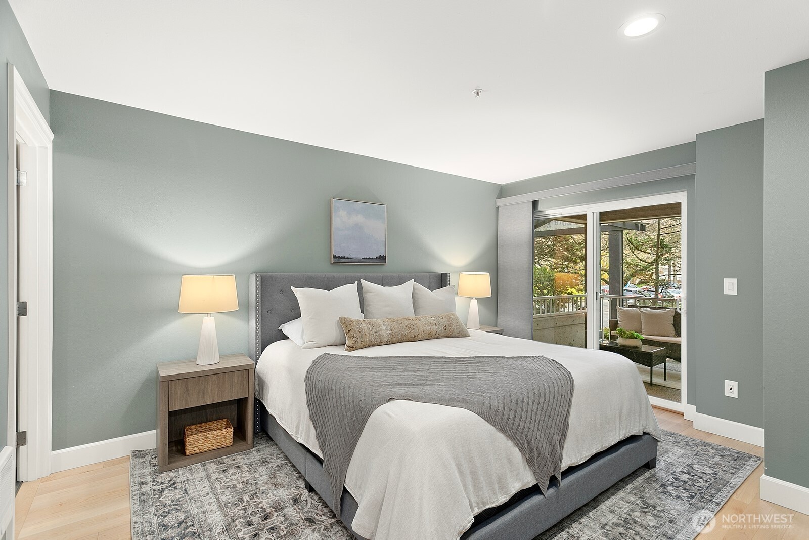 215 20th Avenue East, Unit 103 Seattle, WA 98112 - Photo 13 of 21