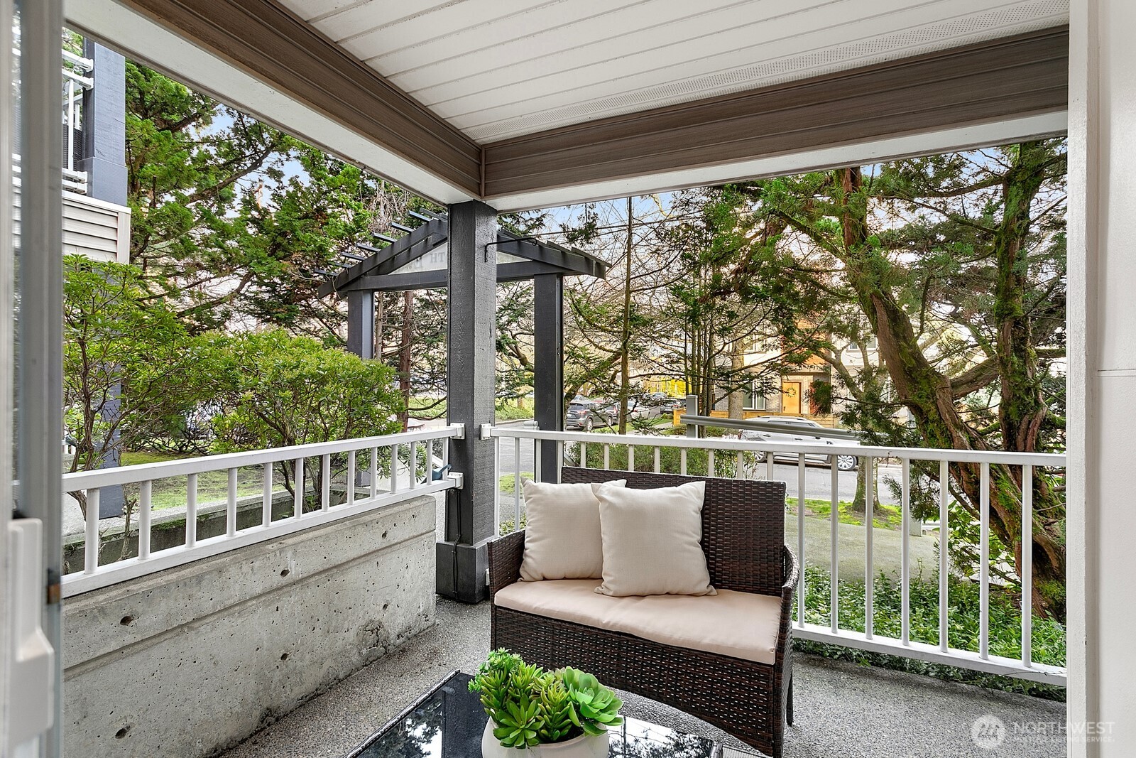 215 20th Avenue East, Unit 103 Seattle, WA 98112 - Photo 21 of 21