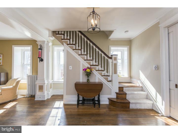 805 Beechwood Road Havertown, PA 19083 - Photo 2 of 25 Foyer