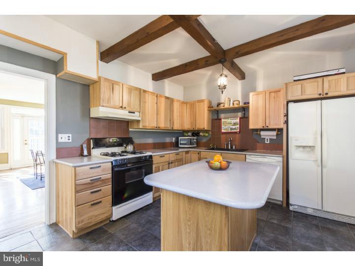 805 Beechwood Road Havertown, PA 19083 - Photo 13 of 25 Kitchen