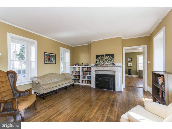 805 Beechwood Road Havertown, PA 19083 - Photo 4 of 25 Living Room