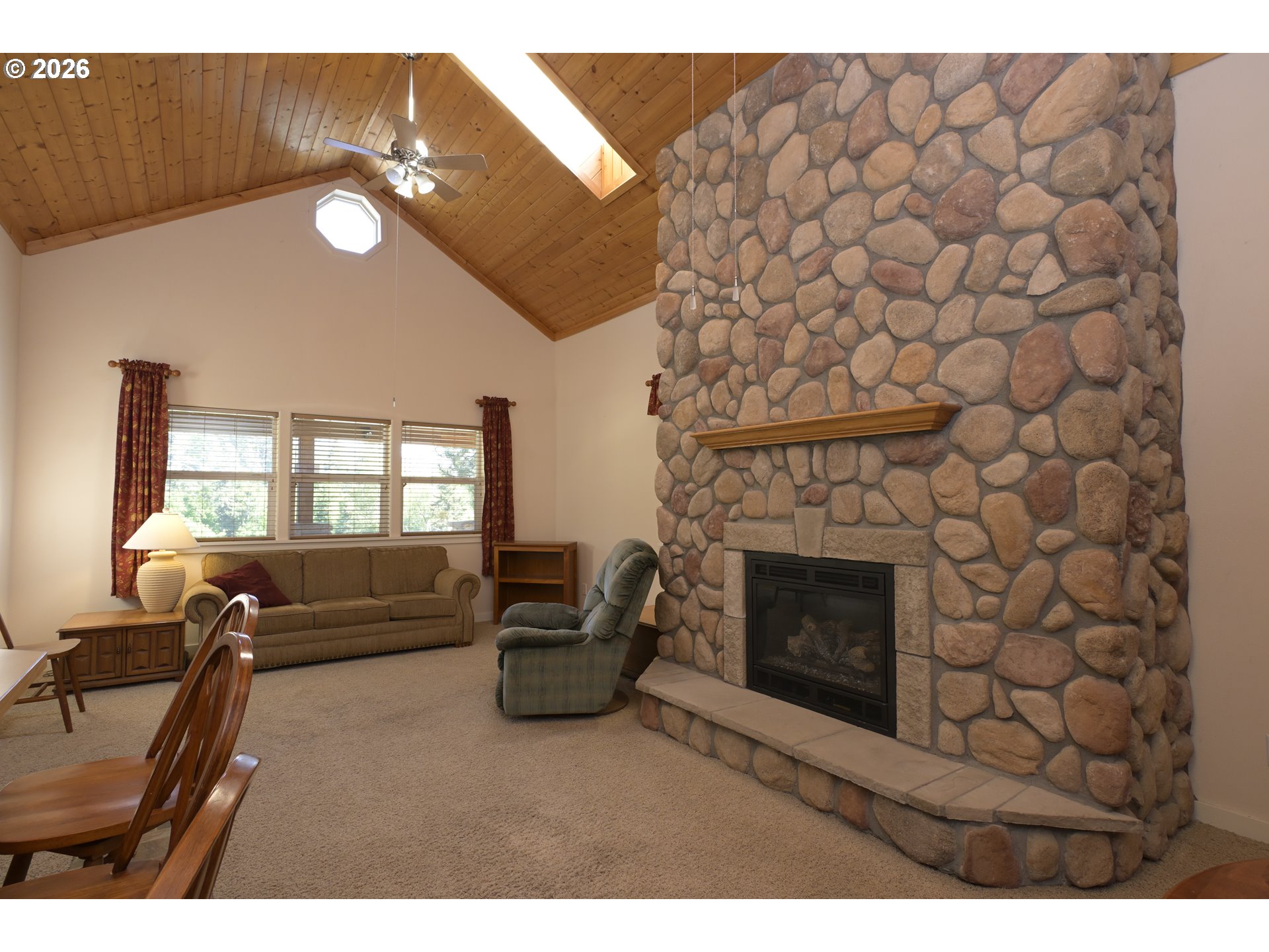 442 1st Street Elkton, OR 97436 - Photo 2 of 25 Living Room