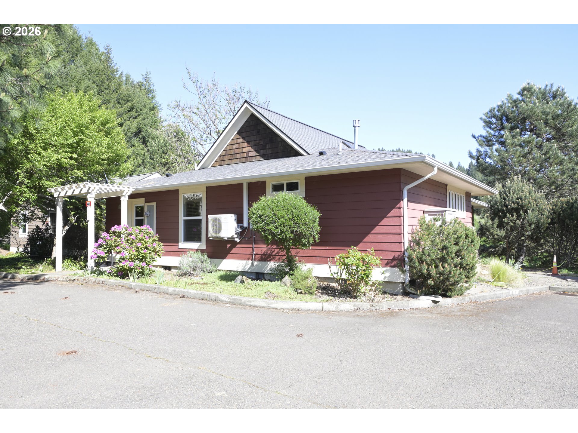 442 1st Street Elkton, OR 97436 - Photo 23 of 25