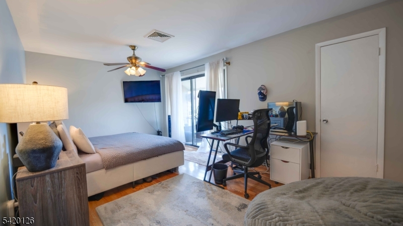 2 Crossway Clinton, NJ 08809 - Photo 16 of 23