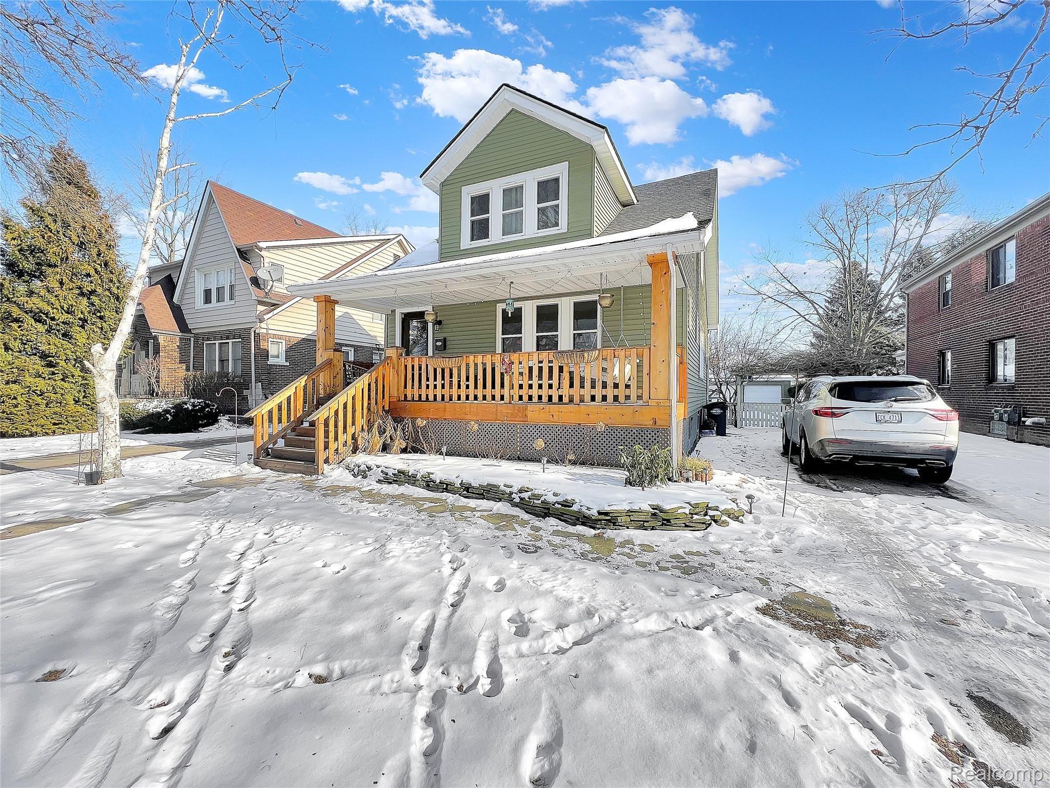 764 Neff Road Grosse Pointe, MI 48230 - Photo 5 of 60 1f (12).jpg
