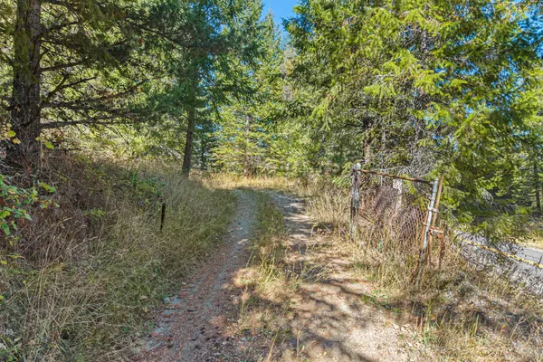 $230,000 | 3841 Deep Lake Boundary Road, Colville, WA 99114