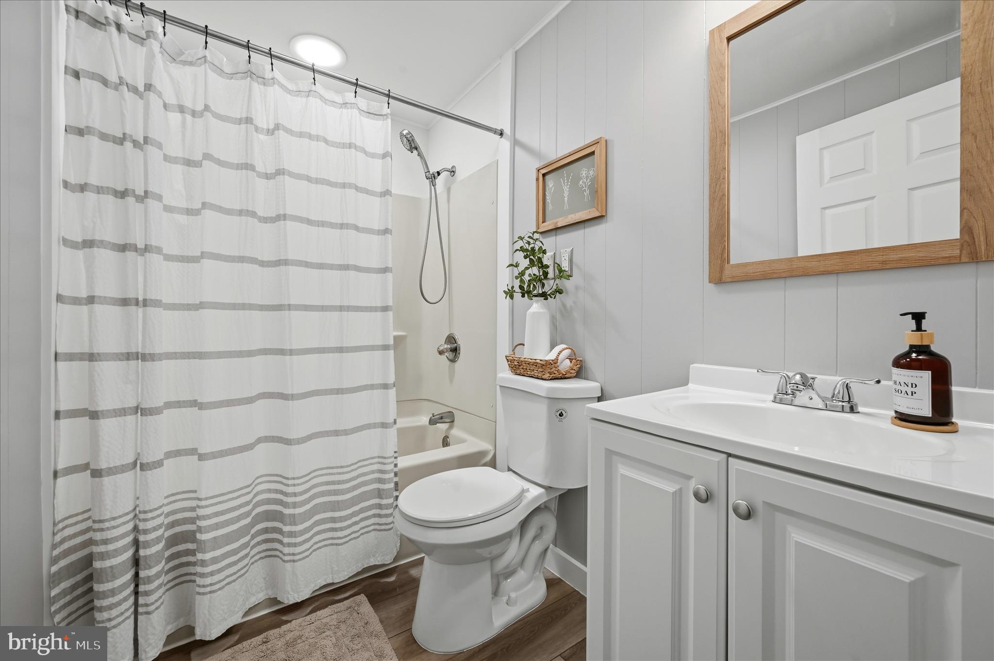 45 White Dogwood Road Harpers Ferry, WV 25425 - Photo 28 of 44 Bathroom