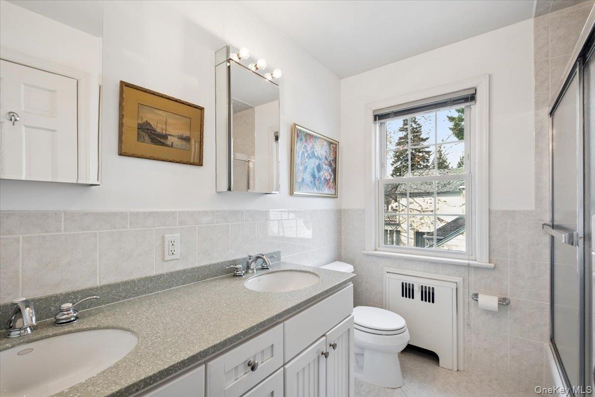 147 Norman Road New Rochelle, NY 10804 - Photo 14 of 20