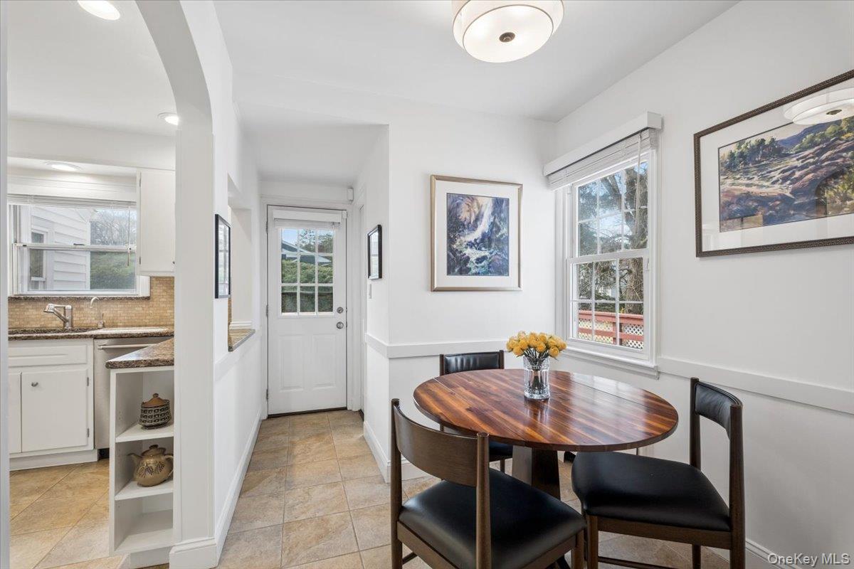 147 Norman Road New Rochelle, NY 10804 - Photo 9 of 20