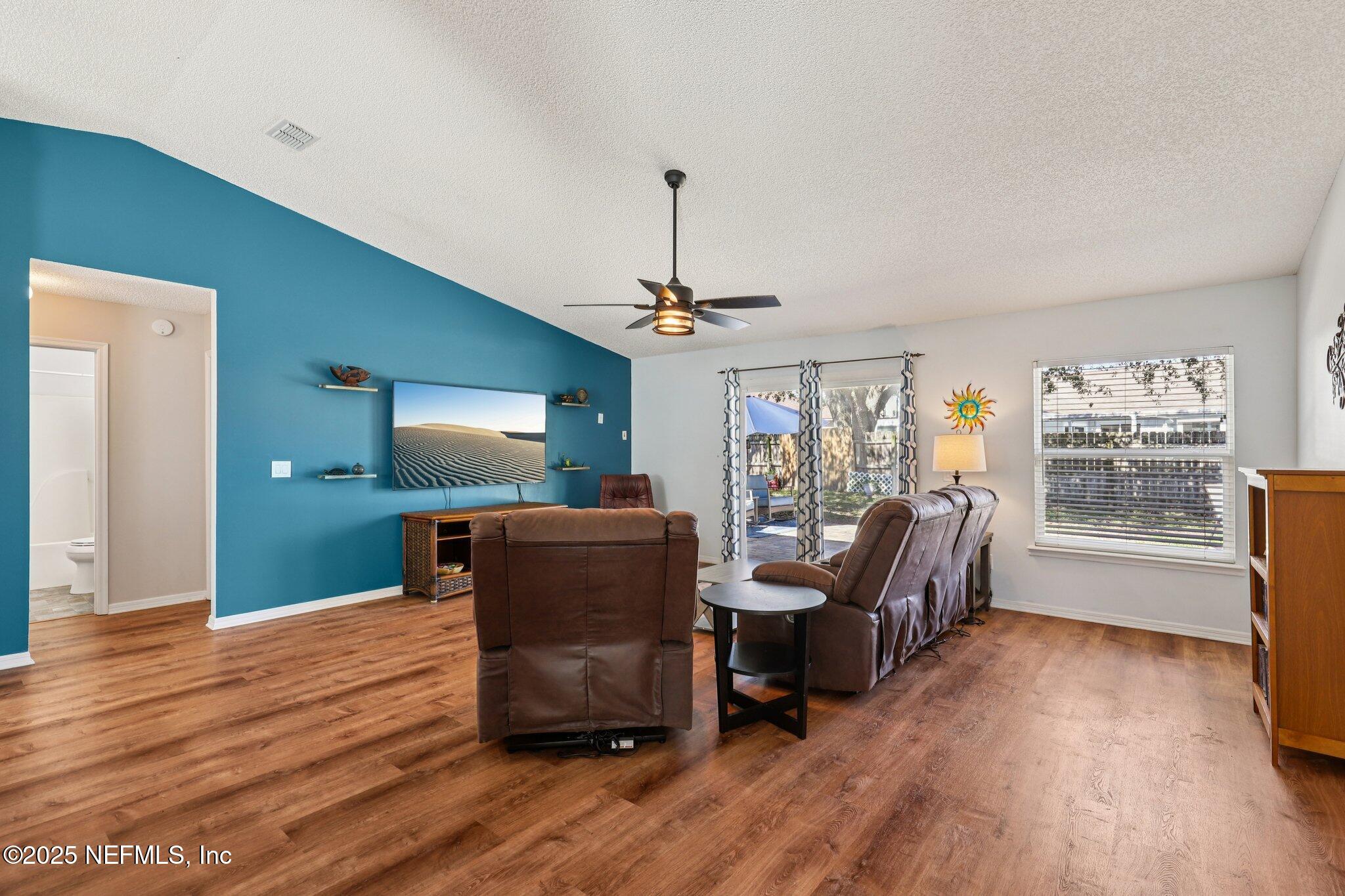 3474 White Wing Road Orange Park, FL 32073 - Photo 16 of 48 Living Room