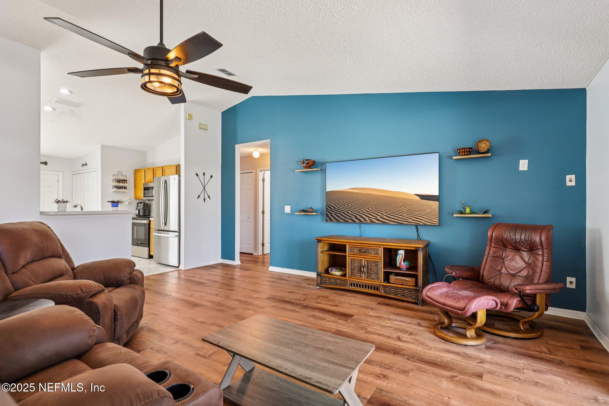 3474 White Wing Road Orange Park, FL 32073 - Photo 17 of 48 Living Room