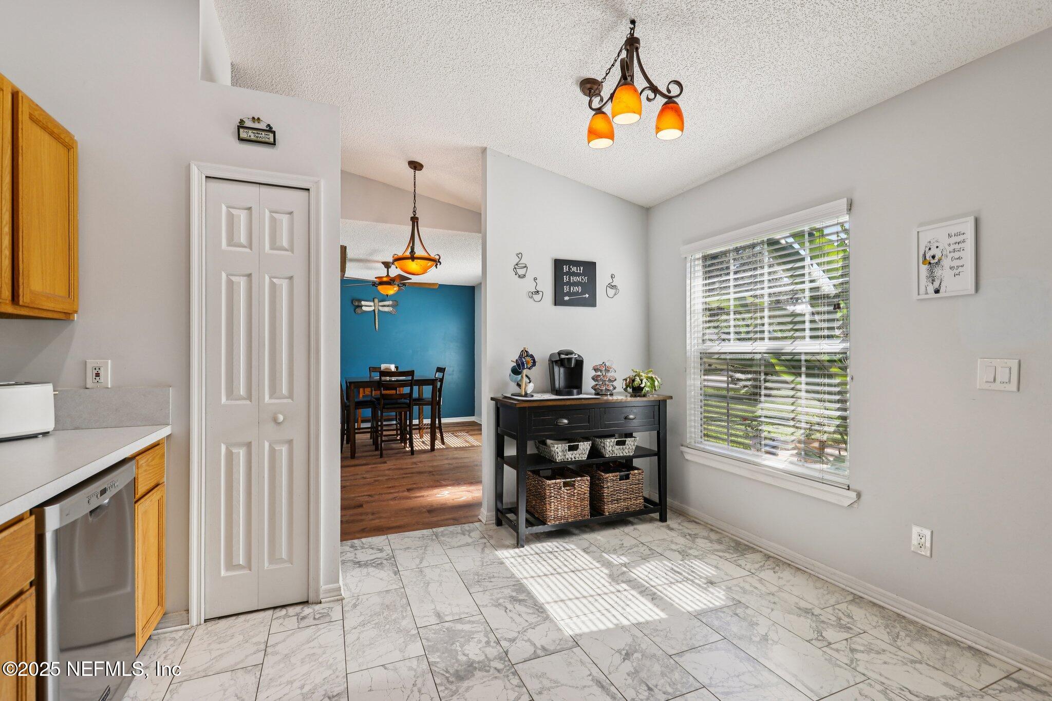 3474 White Wing Road Orange Park, FL 32073 - Photo 20 of 48 Kitchen