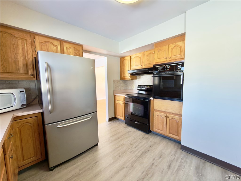 7 Berrywood Road Clay, NY 13090 - Photo 19 of 36