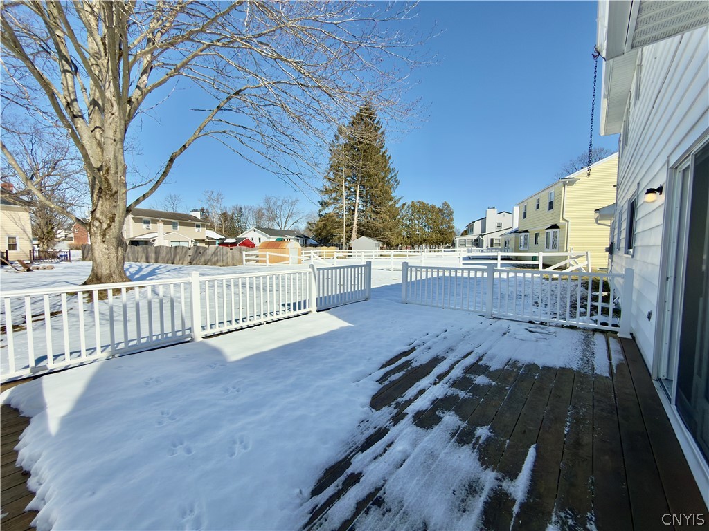 7 Berrywood Road Clay, NY 13090 - Photo 34 of 36