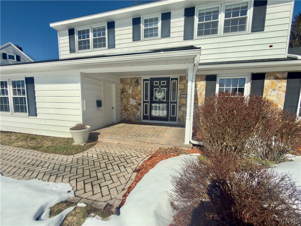 7 Berrywood Road Clay, NY 13090 - Photo 4 of 36