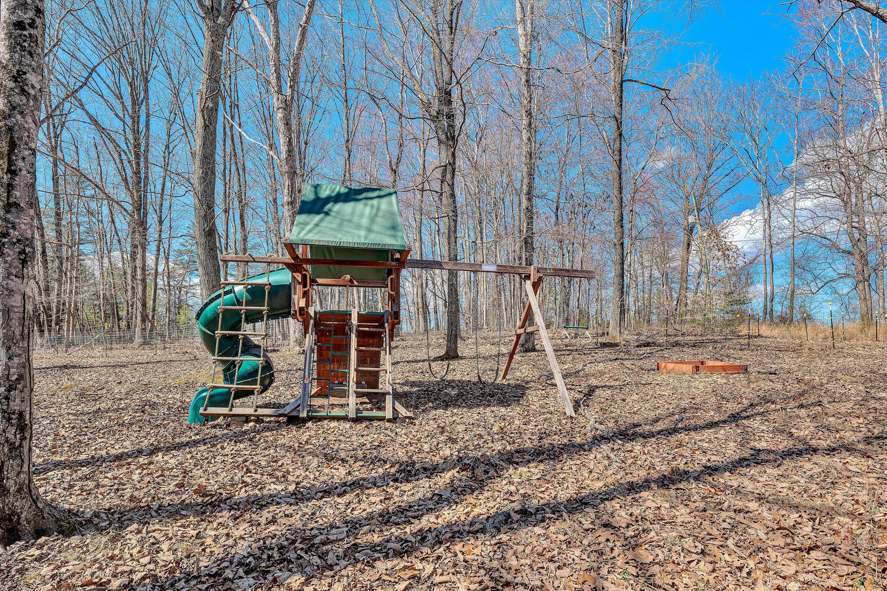 2360 Iron Ridge Road Rocky Mount, VA 24151 - Photo 33 of 37 34-DSC00277