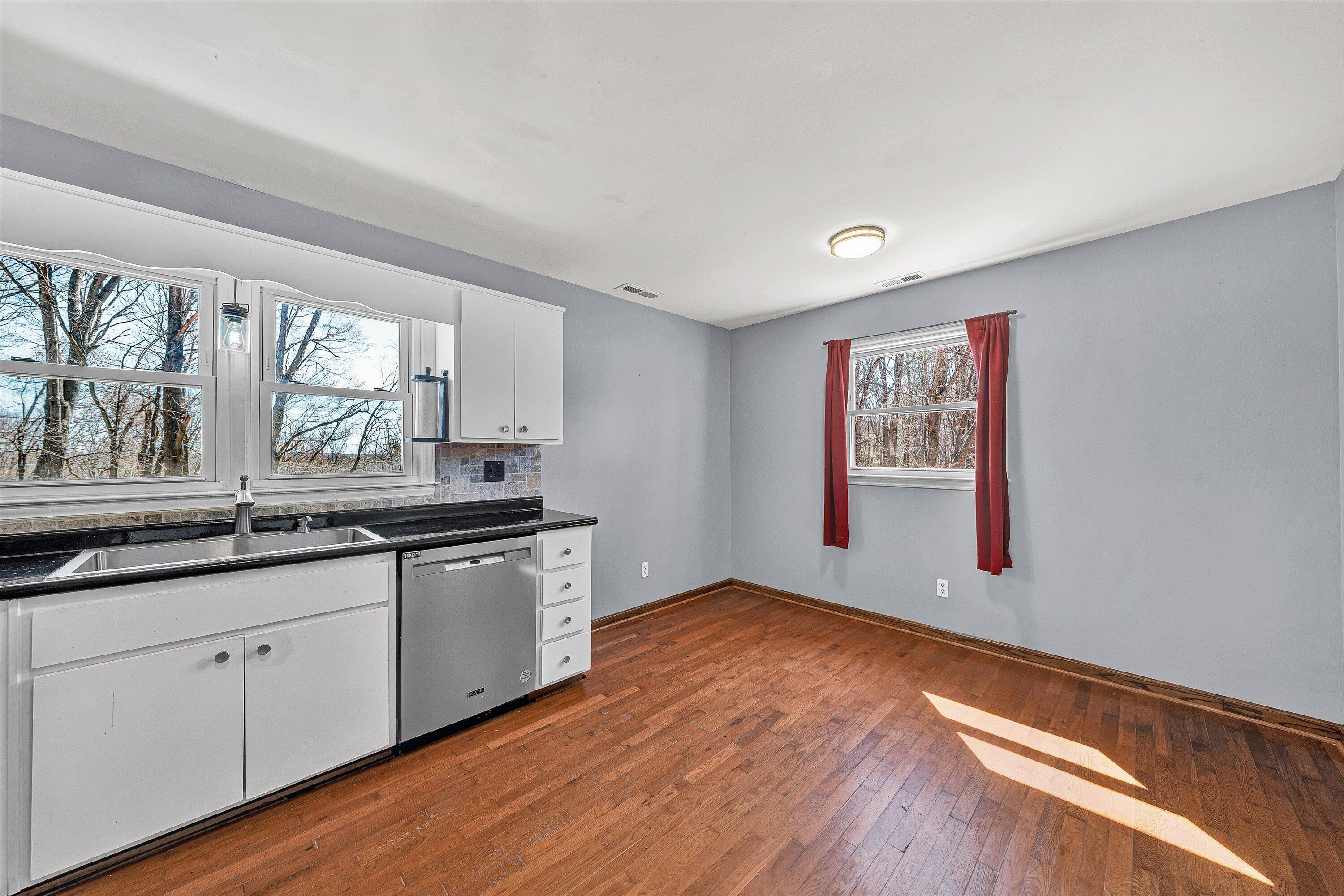 2360 Iron Ridge Road Rocky Mount, VA 24151 - Photo 6 of 37 06-DSC00193