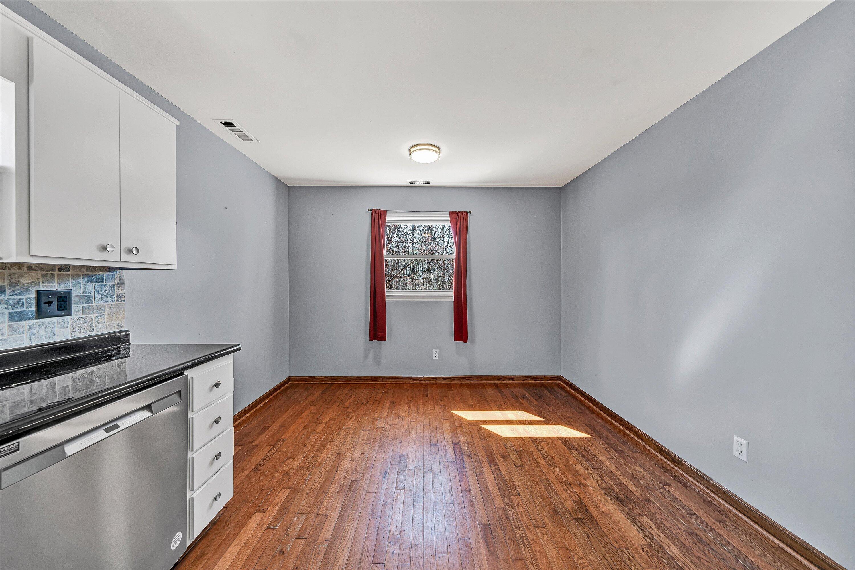 2360 Iron Ridge Road Rocky Mount, VA 24151 - Photo 10 of 37 Dining Room