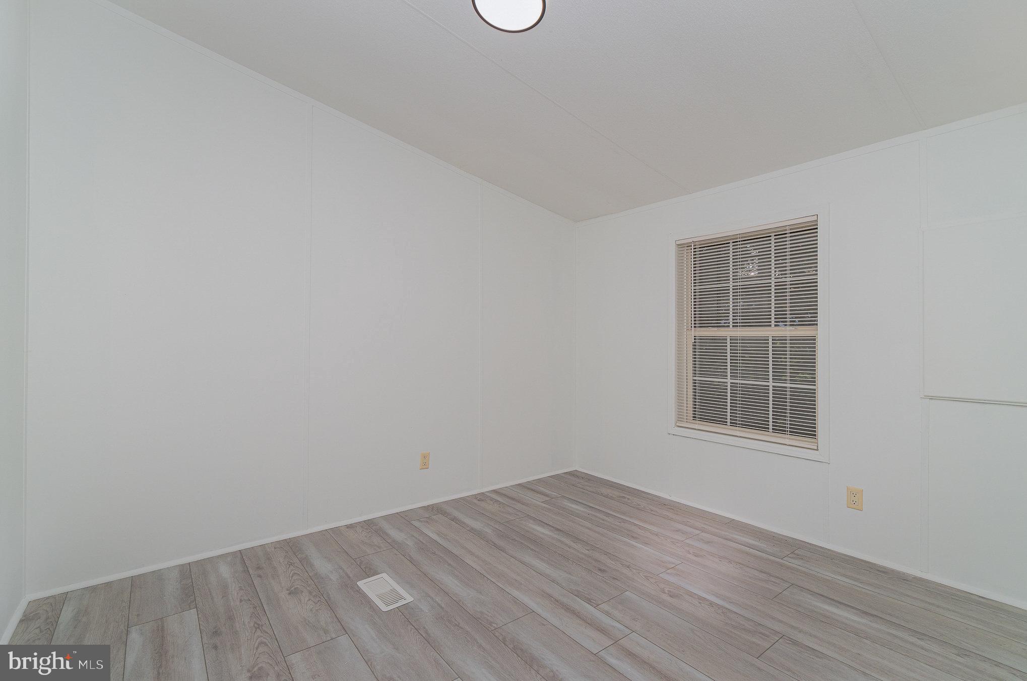 3599 Mobile Road Harrisburg, PA 17109 - Photo 11 of 20 Gallery Image 11