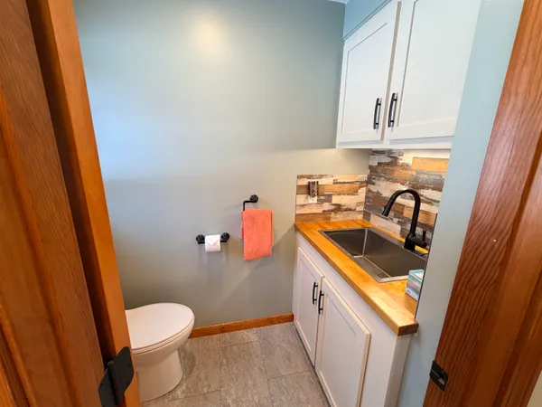 $699,900 | 92 West Milton Road, Farmington, NH 03835