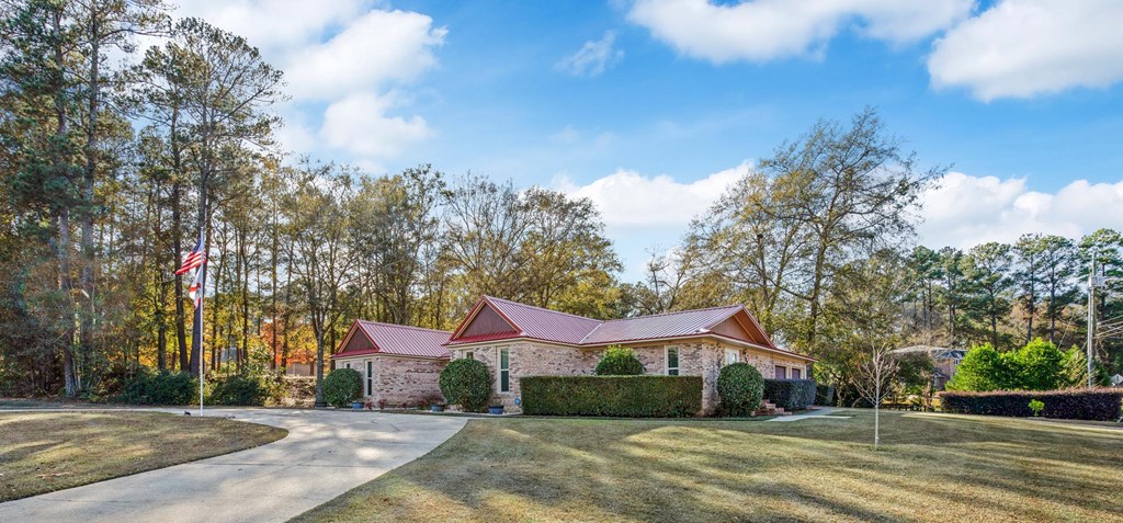 3201 Alderbrook Road Dothan, AL 36305 - Photo 3 of 48