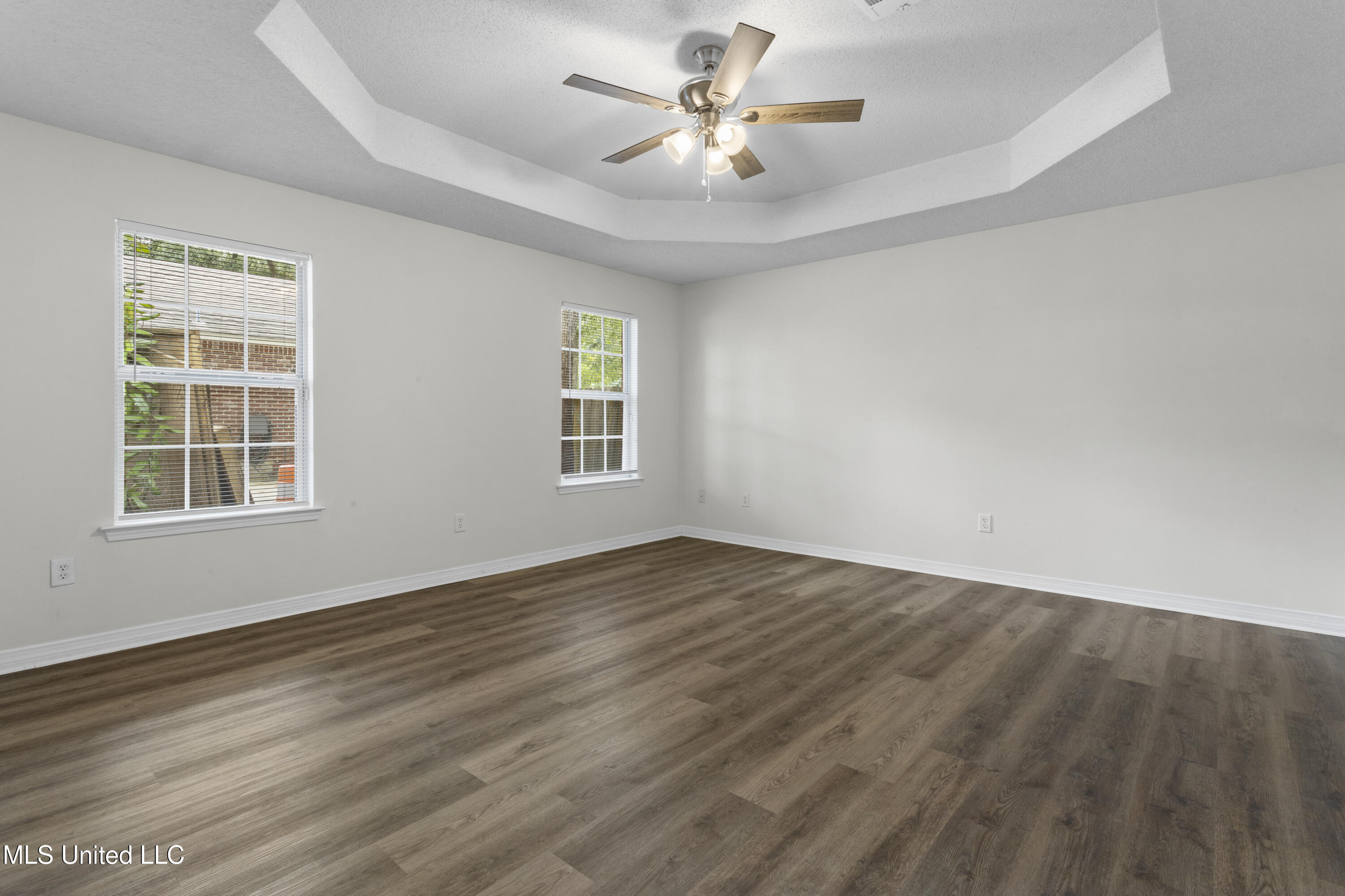 8909 Mermaid Avenue Ocean Springs, MS 39564 - Photo 16 of 24 016
