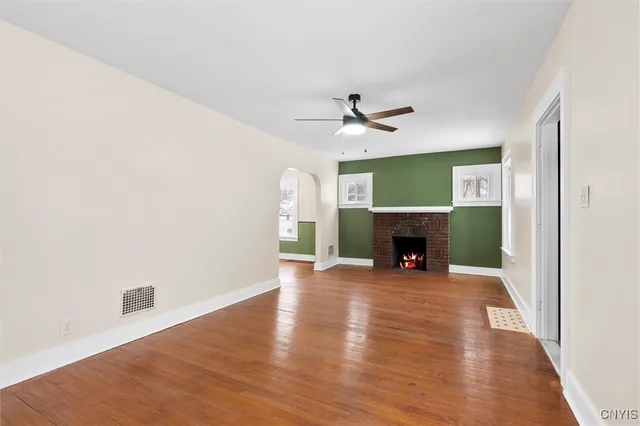 $2,300 | 1200 North Glencove Road, Syracuse, NY 13206