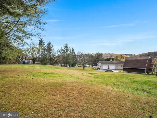 $299,999 | 101 Old Ferry Road, Millerstown, PA 17062