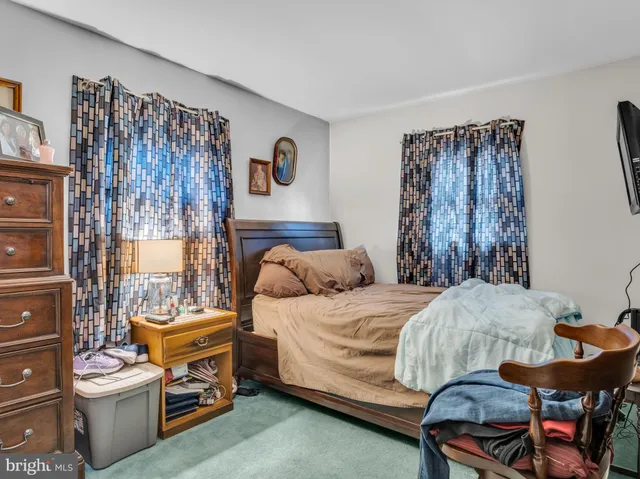 $299,999 | 101 Old Ferry Road, Millerstown, PA 17062