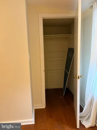 $1,750 | 124 Dey Street, Hightstown, NJ 08520