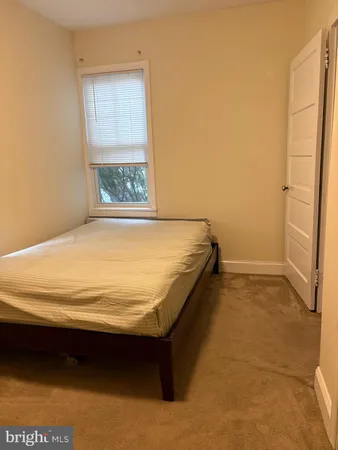 $1,750 | 124 Dey Street, Hightstown, NJ 08520