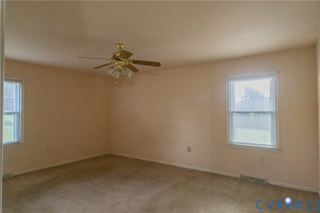 309 Old Plank Road Kenbridge, VA 23944 - Photo 31 of 45 Recessed ceiling fan with integrated lighting, two
