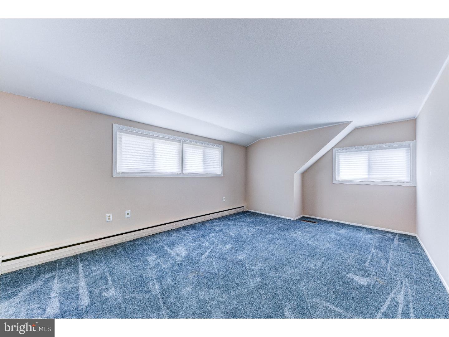 30 Hyacinth Road Levittown, PA 19056 - Photo 17 of 25 Bedroom 3