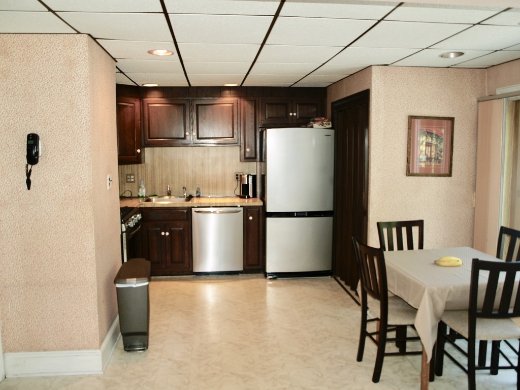 53 Lowell Road Winthrop, MA 02152 - Photo 7 of 19 Gallery Image 7