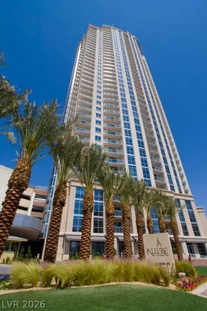 $2,400 | 200 West Sahara Avenue, Unit 3005, Las Vegas, NV 89102