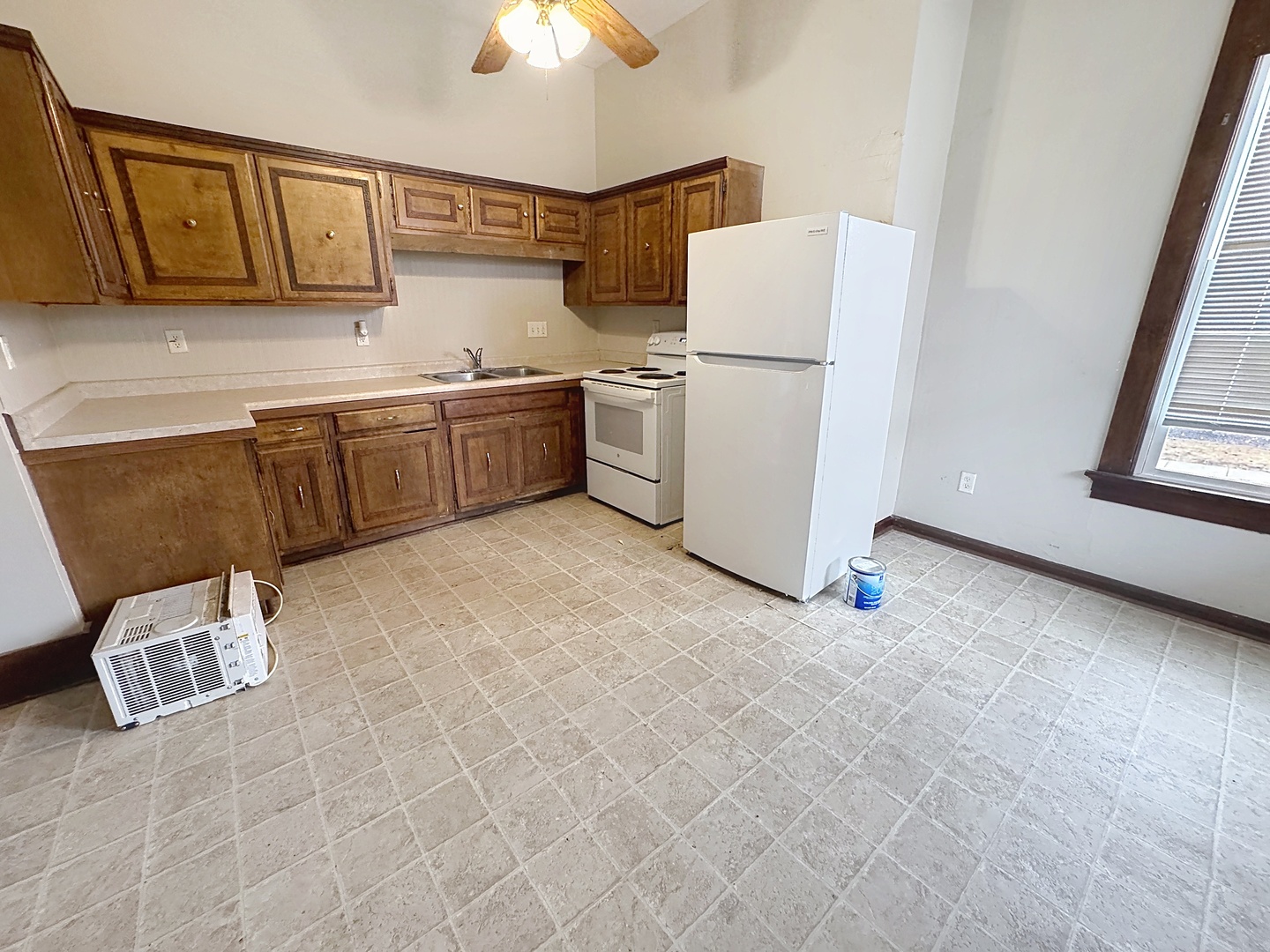 1200 20th Street Rock Island, IL 61201 - Photo 5 of 21