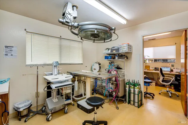 a view of utility room