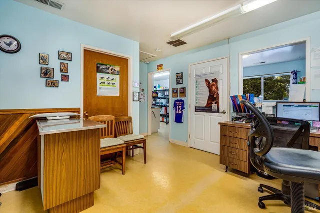 $1,400,000 | 20080 Arnold Drive, Sonoma, CA 95476