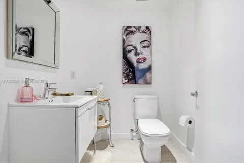 $1,149,000 | 17301 Biscayne Boulevard, Unit 1905, North Miami Beach, FL 33160