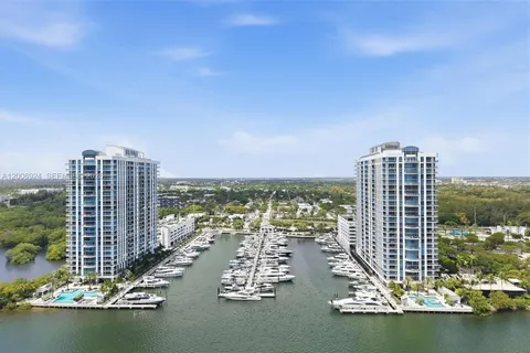 $1,149,000 | 17301 Biscayne Boulevard, Unit 1905, North Miami Beach, FL 33160
