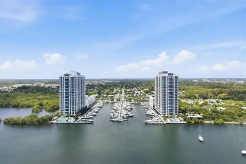 $1,149,000 | 17301 Biscayne Boulevard, Unit 1905, North Miami Beach, FL 33160