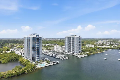 $1,149,000 | 17301 Biscayne Boulevard, Unit 1905, North Miami Beach, FL 33160