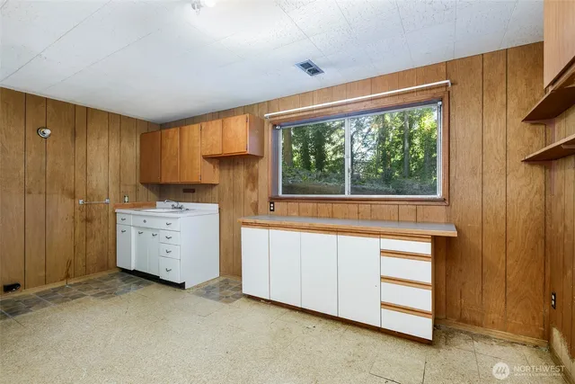 $769,000 | 24007 44th Avenue West, Mountlake Terrace, WA 98043