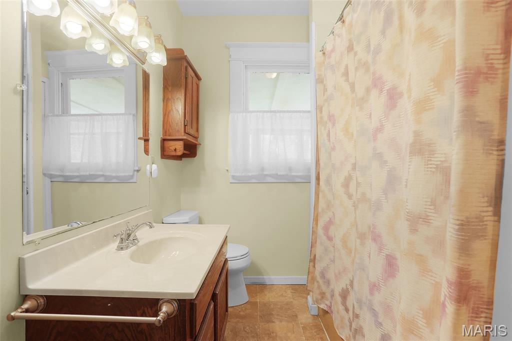 2408 Edwards Street Alton, IL 62002 - Photo 25 of 32