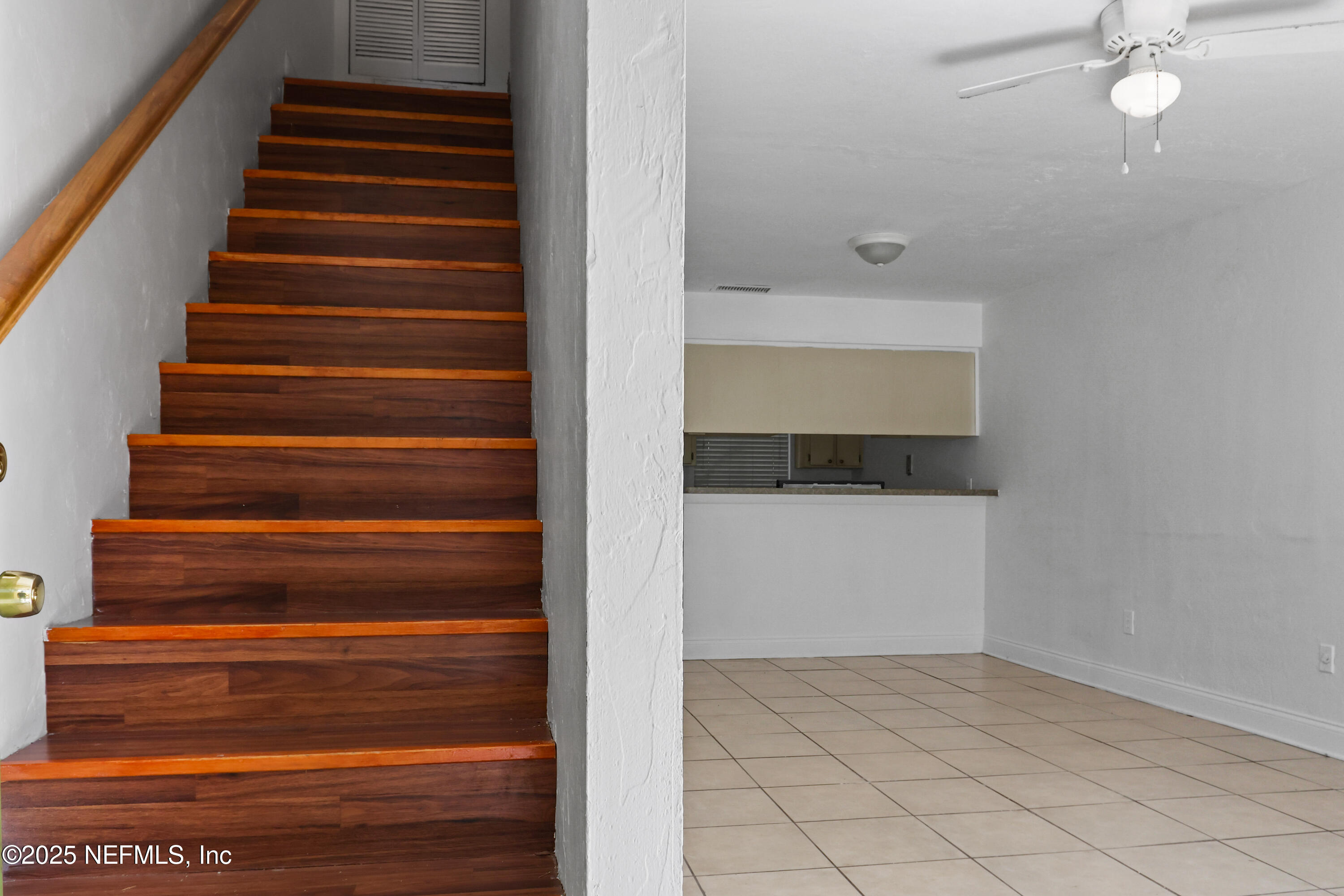 713 Southwest 69th Street, Unit A & B Gainesville, FL 32607 - Photo 6 of 21 a view of entryway