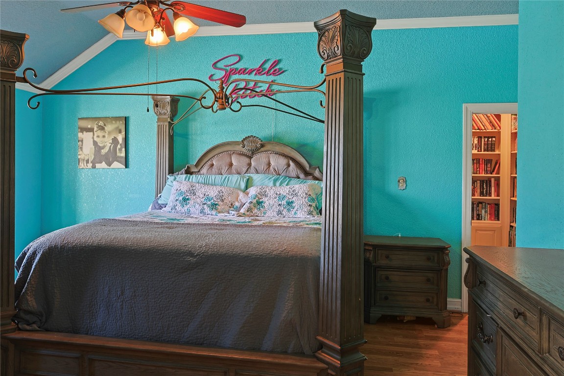 106 Mockingbird Lane Bridge City, TX 77611 - Photo 11 of 28