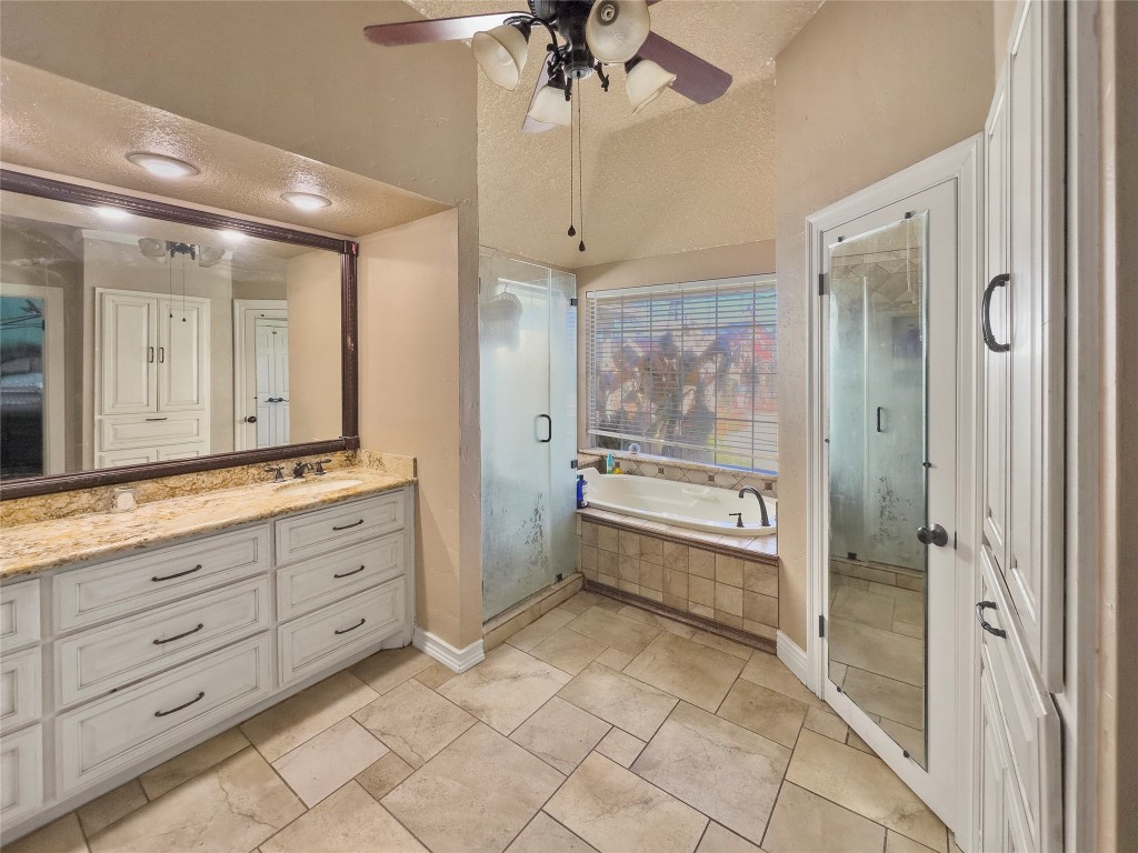 106 Mockingbird Lane Bridge City, TX 77611 - Photo 14 of 28