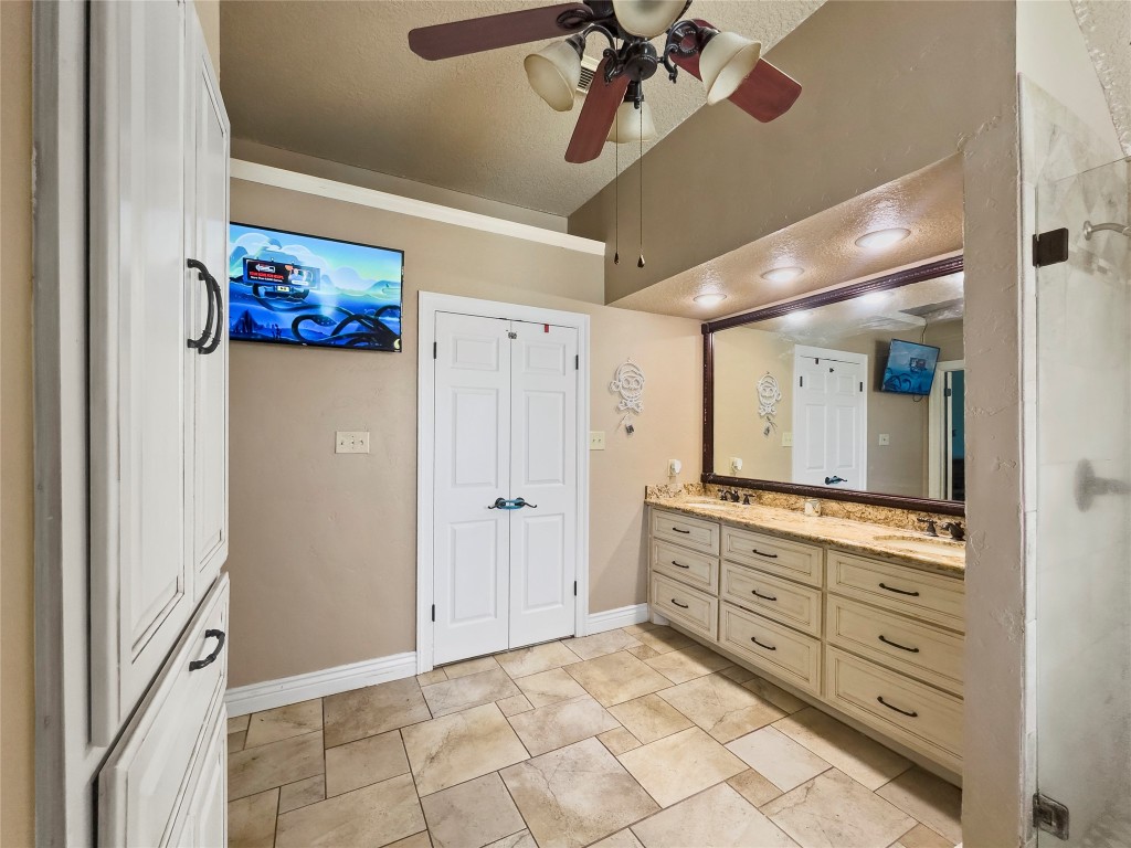 106 Mockingbird Lane Bridge City, TX 77611 - Photo 16 of 28