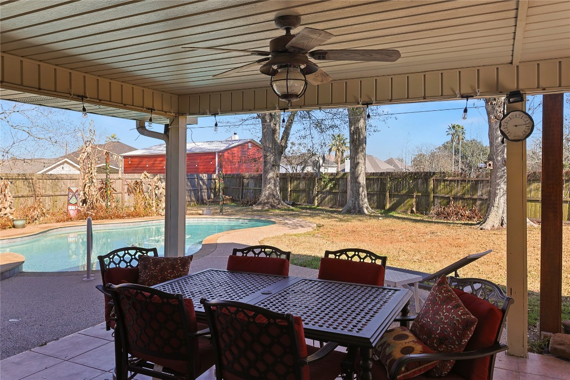 106 Mockingbird Lane Bridge City, TX 77611 - Photo 20 of 28